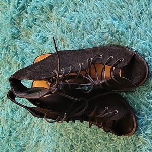 Top Moda Black Lace Up Chunky Heels Size 10